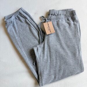 New Project Social T Brushed Sweatpants in Gray